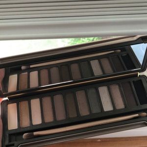 Naked 2 Urban Decay Palette